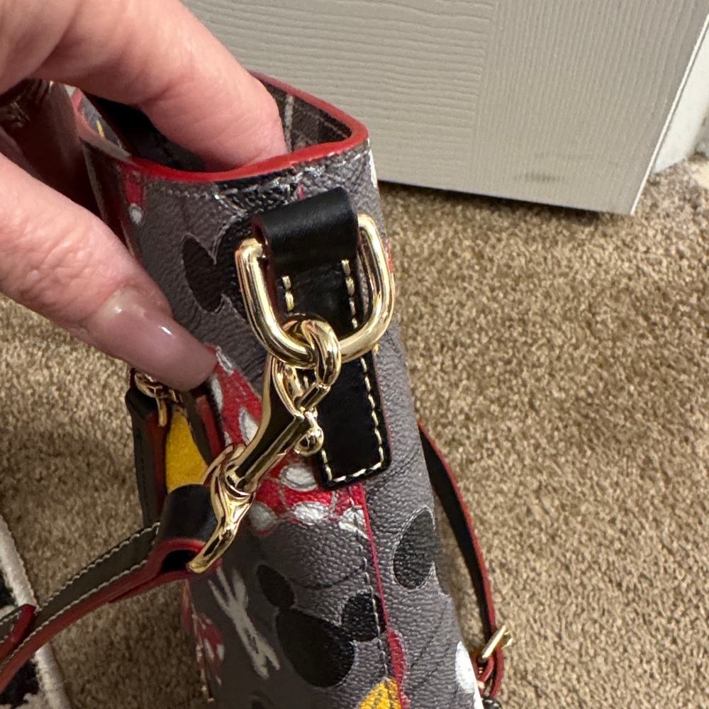 Disney Dooney & Bourke Mickey and Minnie Crossbody Bag - Picture 12 of 16